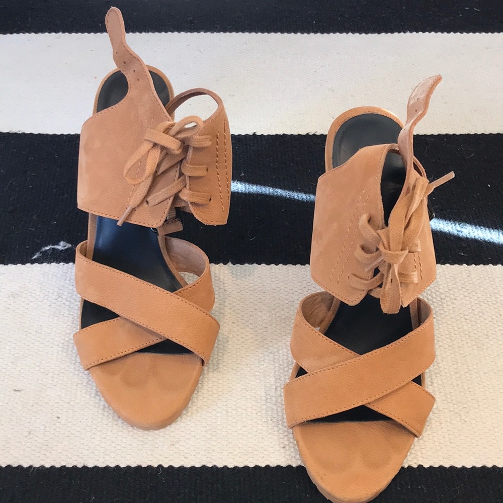 DSW chunky heel shoes